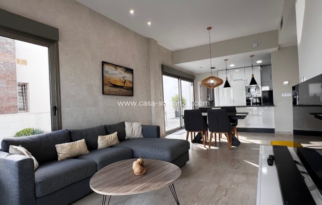 Resale - Villa - Orihuela Costa - Costa Blanca