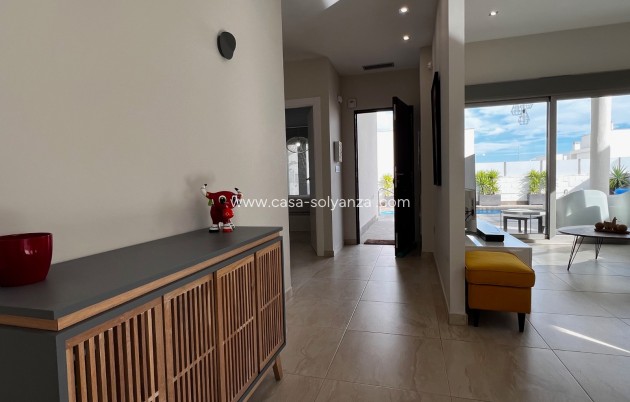 Resale - Villa - Orihuela Costa - Costa Blanca