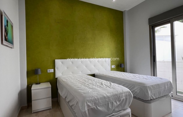 Resale - Villa - Orihuela Costa - Costa Blanca