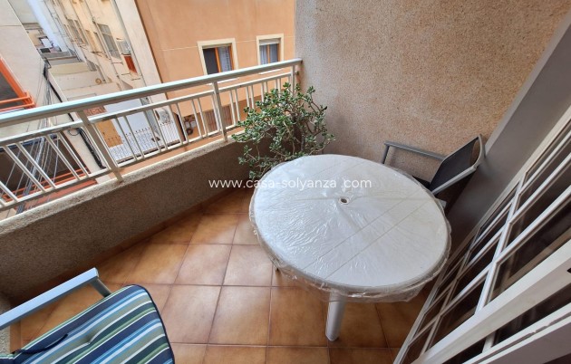 Resale - Apartment / flat - Torrevieja - Playa de los Locos