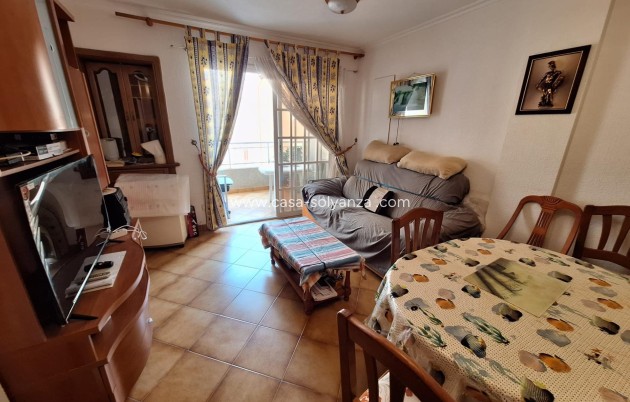 Resale - Apartment / flat - Torrevieja - Playa de los Locos