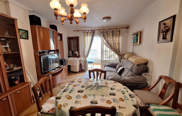Resale - Apartment / flat - Torrevieja - Playa de los Locos