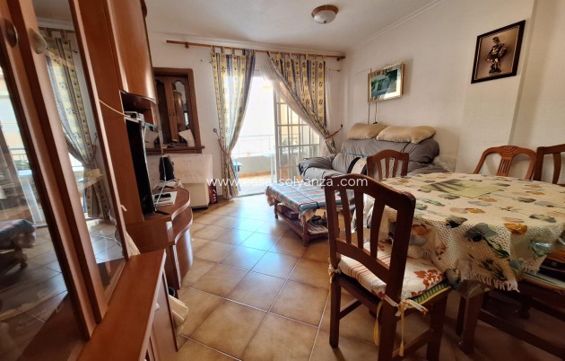 Resale - Apartment / flat - Torrevieja - Playa de los Locos
