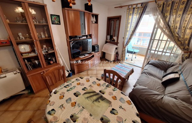 Resale - Apartment / flat - Torrevieja - Playa de los Locos