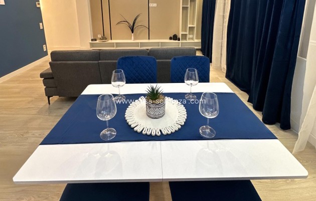 Reventa - Apartamento / piso - Torrevieja - El Acequión - Los Náufragos