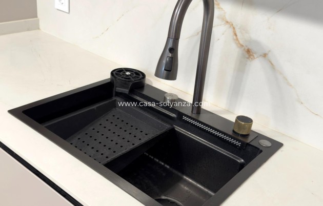 Reventa - Apartamento / piso - Torrevieja - El Acequión - Los Náufragos