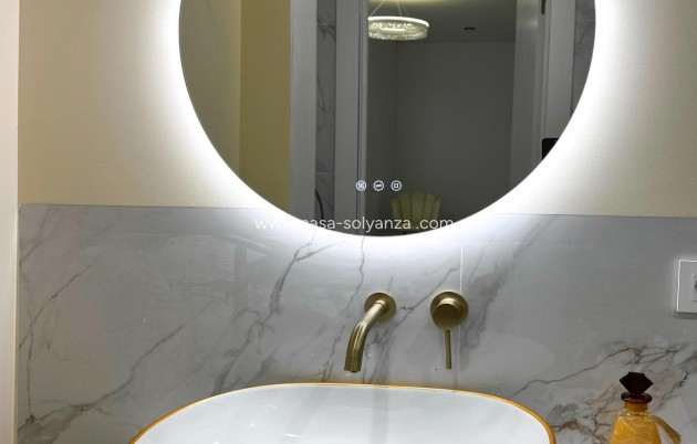 Reventa - Apartamento / piso - Torrevieja - El Acequión - Los Náufragos