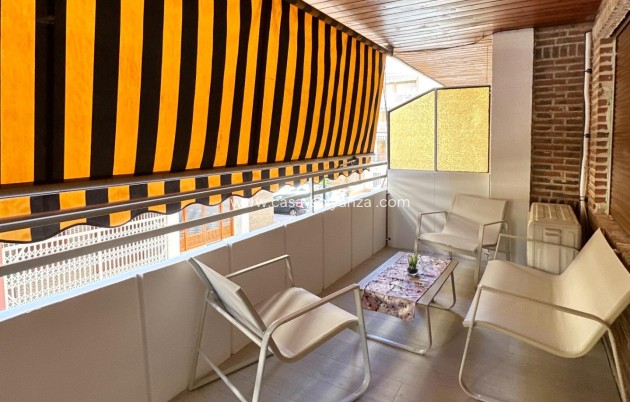 Reventa - Apartamento / piso - Torrevieja - El Acequión - Los Náufragos