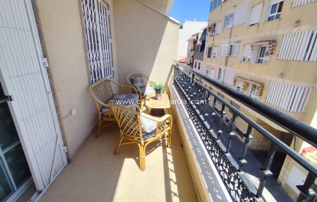 Resale - Apartment / flat - Torrevieja - Center
