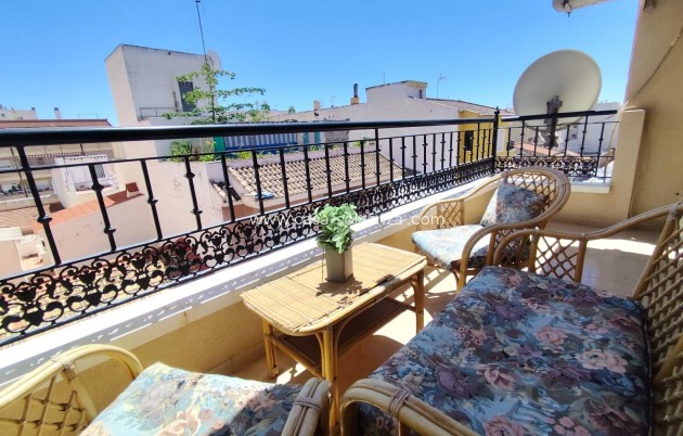 Resale - Apartment / flat - Torrevieja - Center