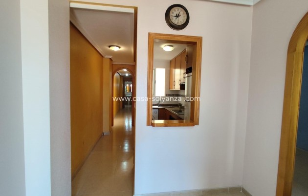 Resale - Apartment / flat - Torrevieja - Center
