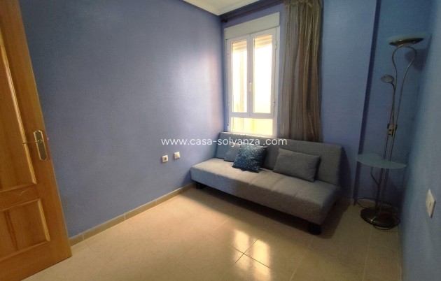 Resale - Apartment / flat - Torrevieja - Center
