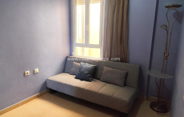 Resale - Apartment / flat - Torrevieja - Center