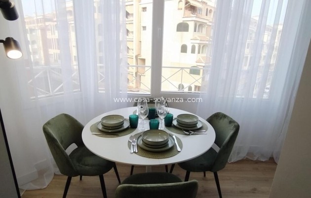 Reventa - Apartamento / piso - Torrevieja - PARQUE DE LAS NACIONES