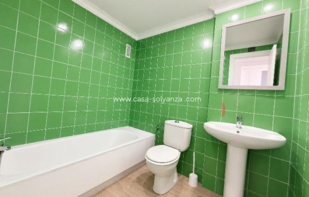 Resale - Apartment / flat - Torrevieja - Acequion