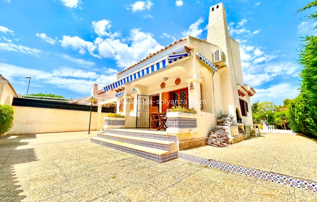Herverkoop - Villa - La Zenia