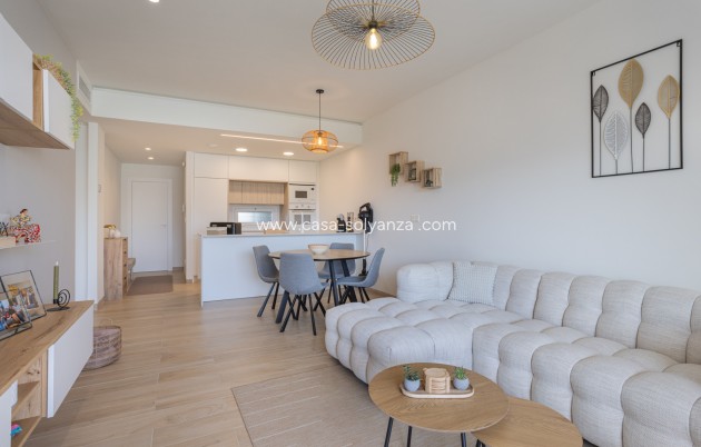 Resale - Apartment / flat - El Raso