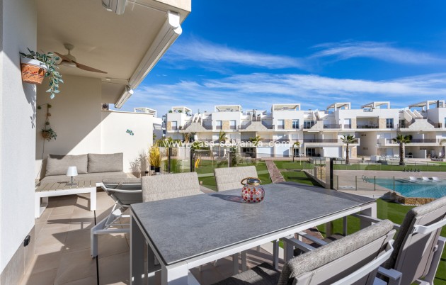 Resale - Apartment / flat - El Raso