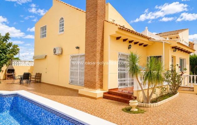 Herverkoop - Villa - Orihuela Costa