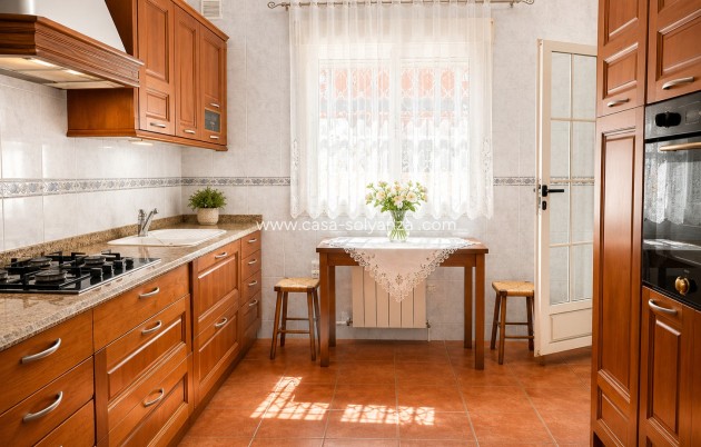 Herverkoop - Villa - Orihuela Costa