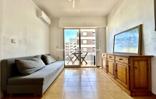 Resale - Apartment / flat - Torrevieja - Costa Blanca
