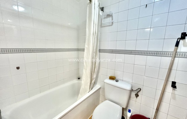 Resale - Apartment / flat - Torrevieja - Costa Blanca