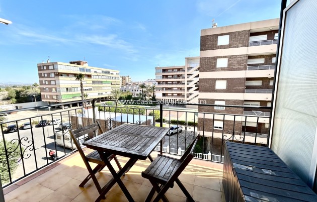 Resale - Apartment / flat - Torrevieja - Costa Blanca
