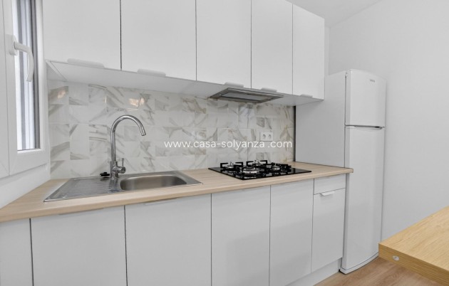 Herverkoop - Appartement / flat - Torrevieja - Center