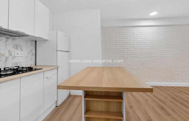 Herverkoop - Appartement / flat - Torrevieja - Center