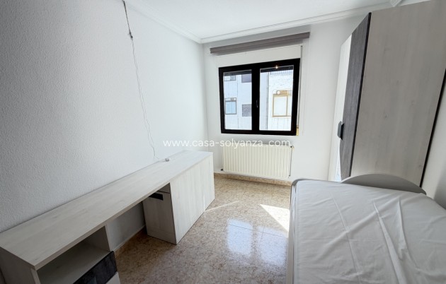 Reventa - Apartamento / piso - San Miguel de Salinas