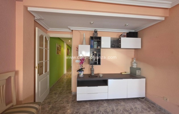 Wiederverkauf - Wohnung - Torrevieja - Acequion