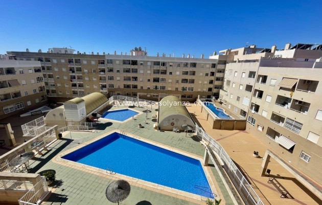 Resale - Apartment / flat - Torrevieja - Costa Blanca