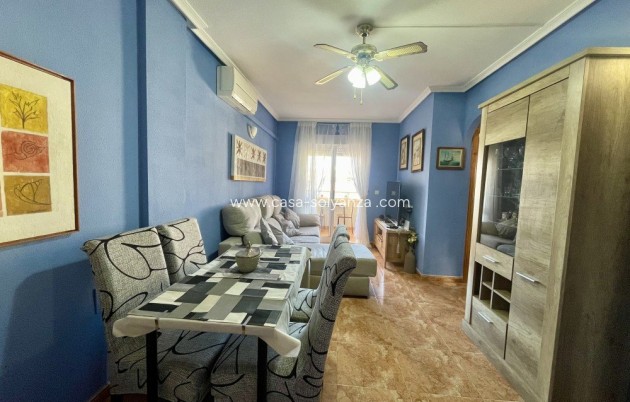 Resale - Apartment / flat - Torrevieja - Costa Blanca