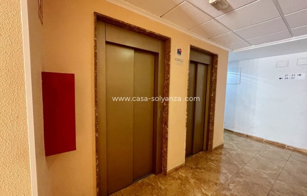 Resale - Apartment / flat - Torrevieja - Costa Blanca