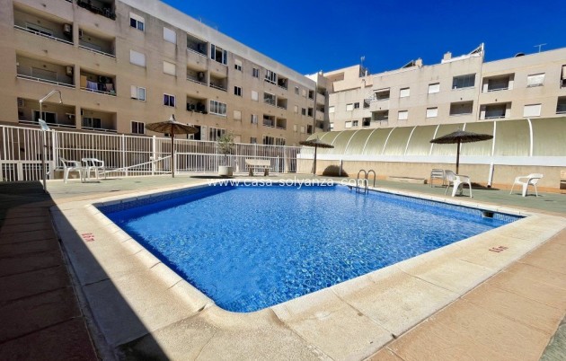 Resale - Apartment / flat - Torrevieja - Costa Blanca