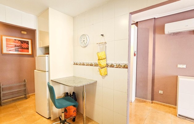 Herverkoop - Appartement / flat - Torrevieja - PARQUE DE LAS NACIONES