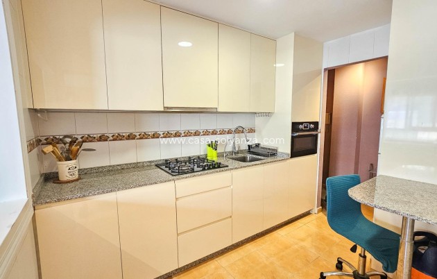 Herverkoop - Appartement / flat - Torrevieja - PARQUE DE LAS NACIONES