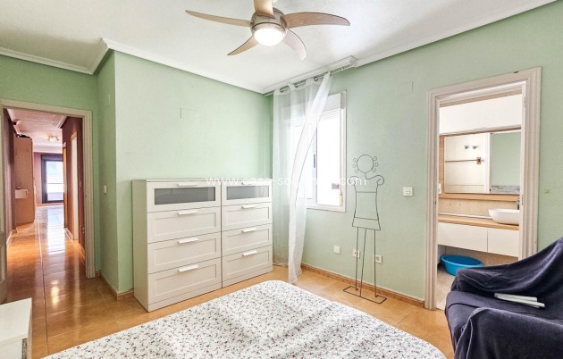 Herverkoop - Appartement / flat - Torrevieja - PARQUE DE LAS NACIONES