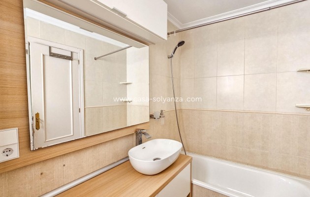 Herverkoop - Appartement / flat - Torrevieja - PARQUE DE LAS NACIONES