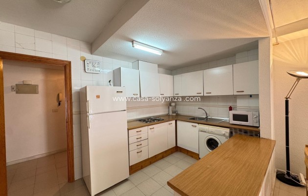 Resale - Apartment / flat - Torrevieja - Center