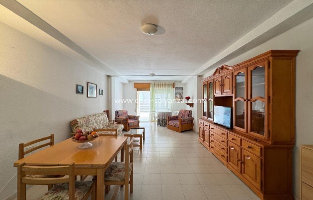 Resale - Apartment / flat - Torrevieja - Center