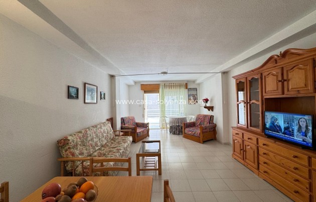 Resale - Apartment / flat - Torrevieja - Center