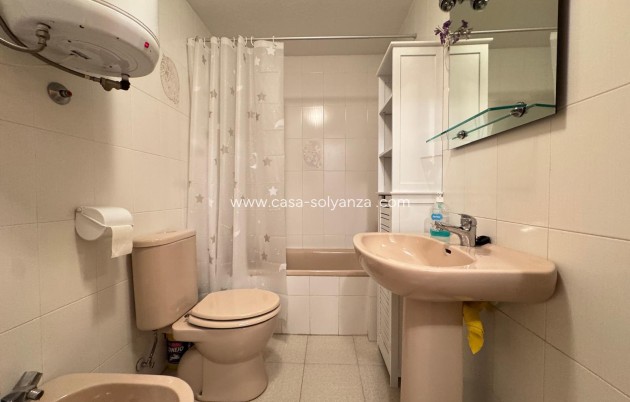 Resale - Apartment / flat - Torrevieja - Center