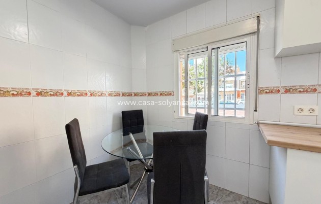 Reventa - Apartamento / piso - Torrevieja - Center