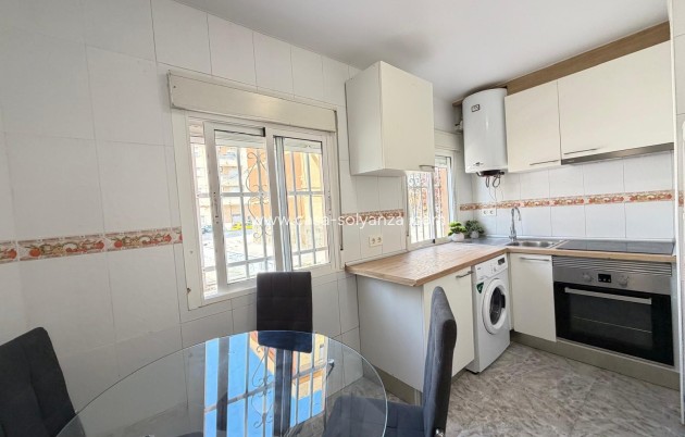 Reventa - Apartamento / piso - Torrevieja - Center