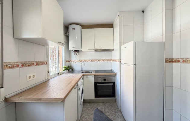 Reventa - Apartamento / piso - Torrevieja - Center
