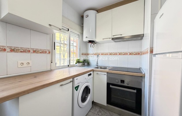 Reventa - Apartamento / piso - Torrevieja - Center
