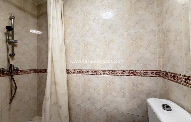 Reventa - Apartamento / piso - Torrevieja - Center
