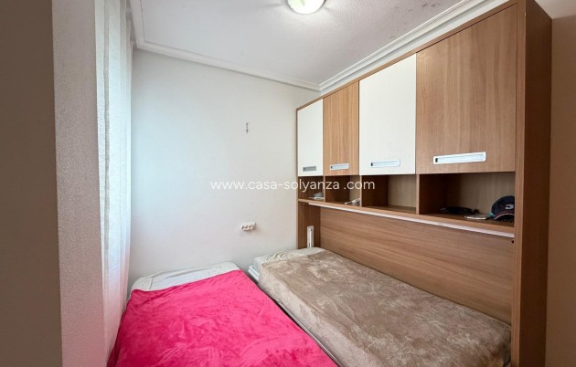 Resale - Apartment / flat - Torrevieja - Playa del Cura