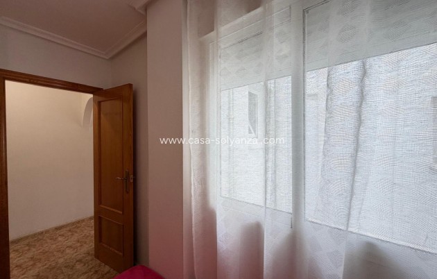 Resale - Apartment / flat - Torrevieja - Playa del Cura